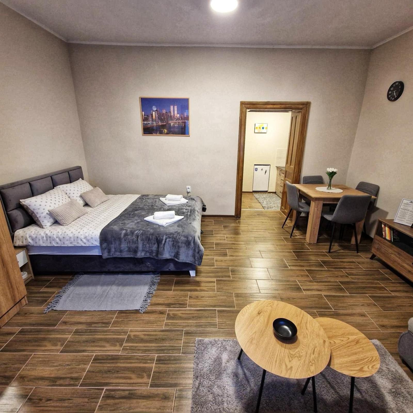 Dorce Apartmani Horgos Екстер'єр фото