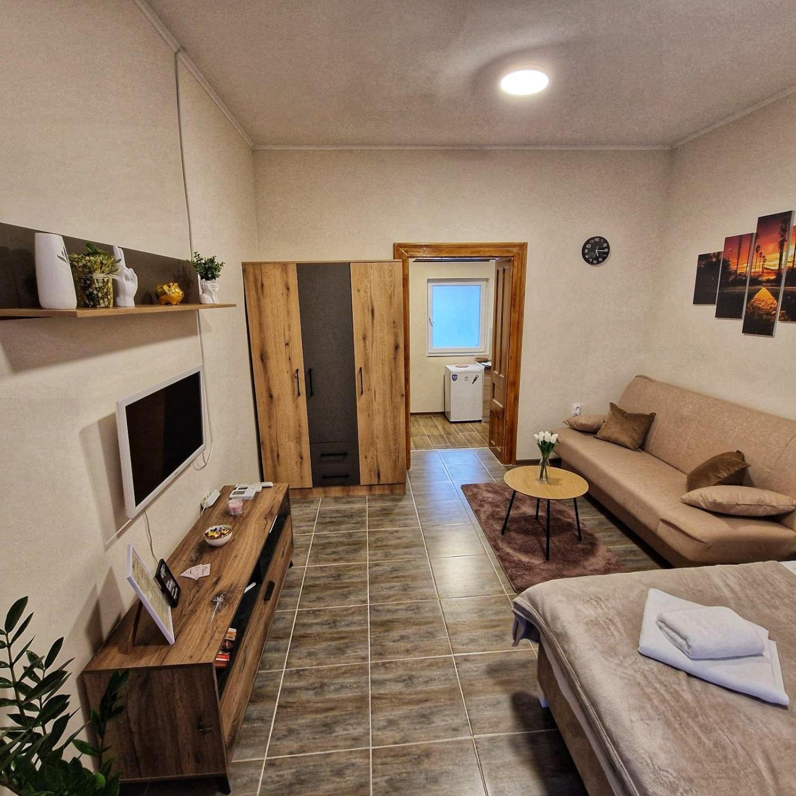 Dorce Apartmani Horgos Екстер'єр фото